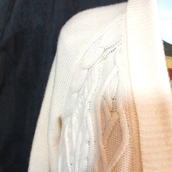 Talbots cardigan - Picture 4 of 9